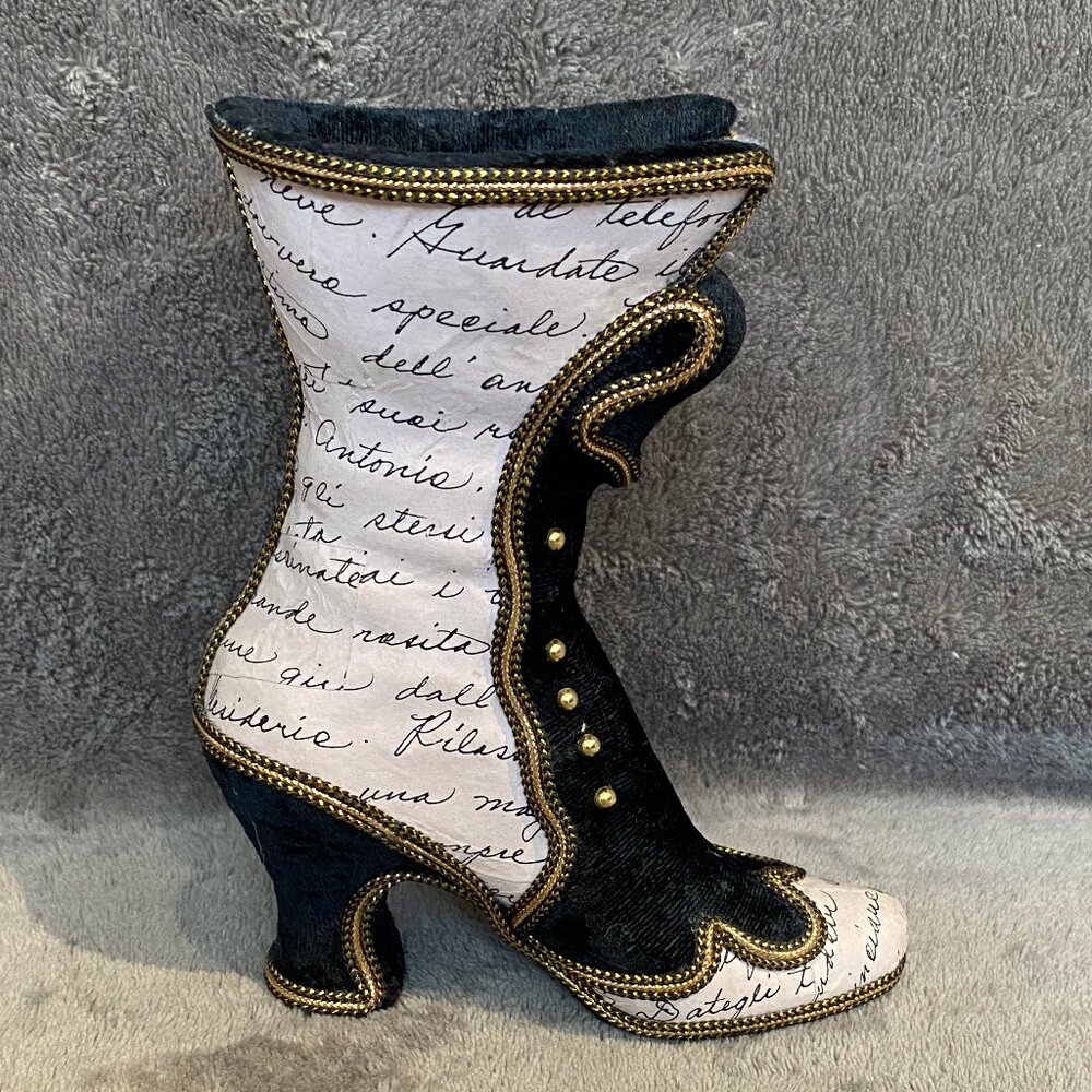 Wayne M. Kleski Viintage Victorian Boot Ornament Cream & Black Script